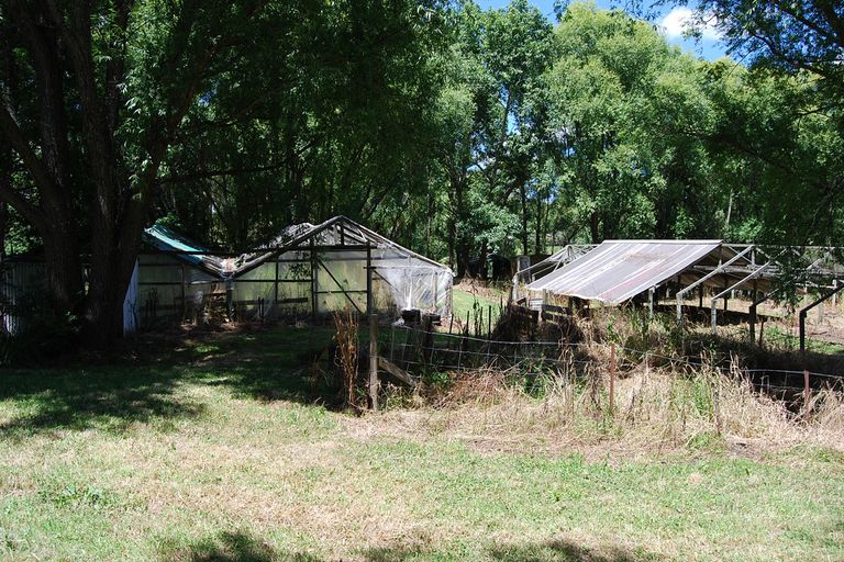 Photo of property in 99a Settlement Road, Kaiwaka, 0573