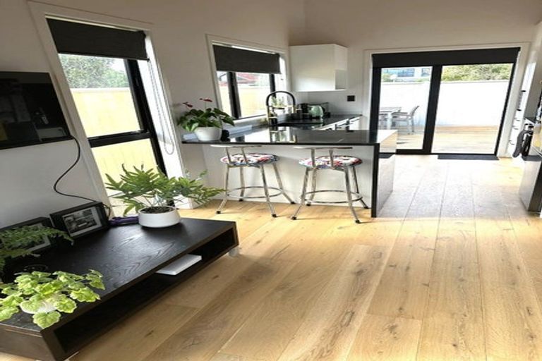 Photo of property in 57 Manly Street, Paraparaumu Beach, Paraparaumu, 5032