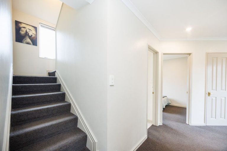 Photo of property in 46c Pahiatua Street, Hokowhitu, Palmerston North, 4410