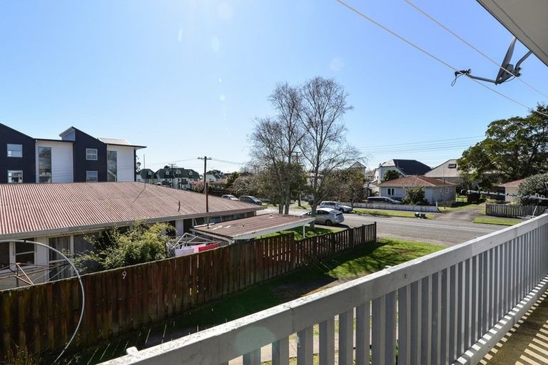 Photo of property in 2/41 Cameron Road, Hamilton East, Hamilton, 3216