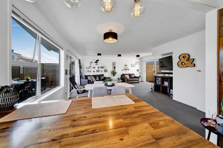 Photo of property in 6a Puni Street, Fitzroy, New Plymouth, 4312