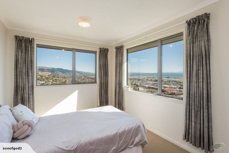 Photo of property in 22 Heemskerck Place, Britannia Heights, Nelson, 7010