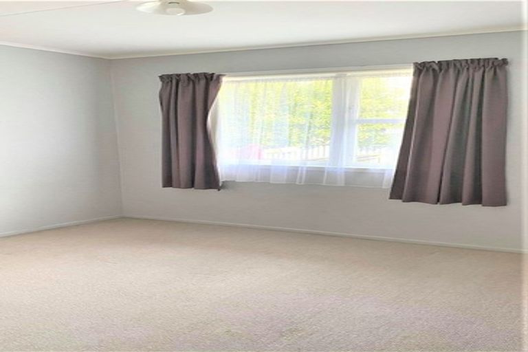 Photo of property in 12/11 Glen Alice Grove, Naenae, Lower Hutt, 5011