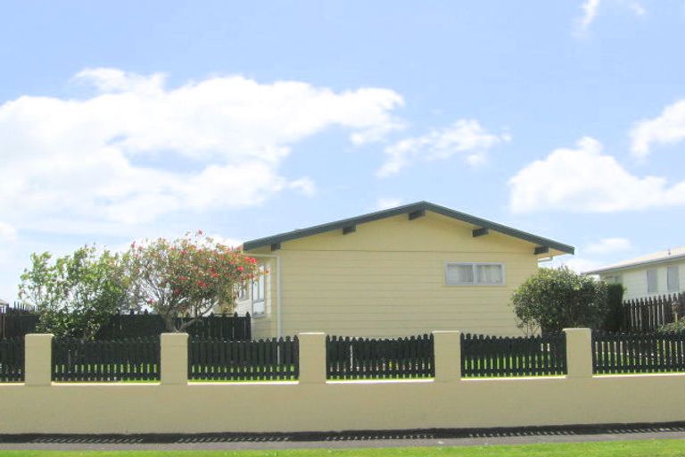 Photo of property in 8 Gummer Place, Morrinsville, 3300