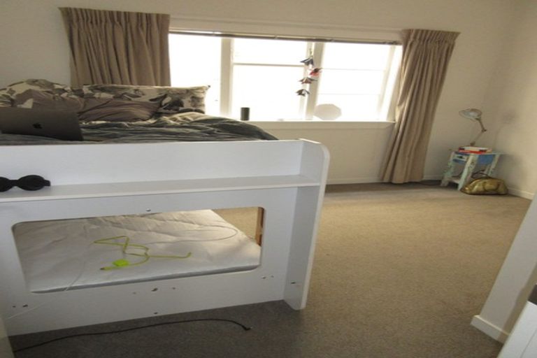 Photo of property in 10 Stanley Street, Berhampore, Wellington, 6023