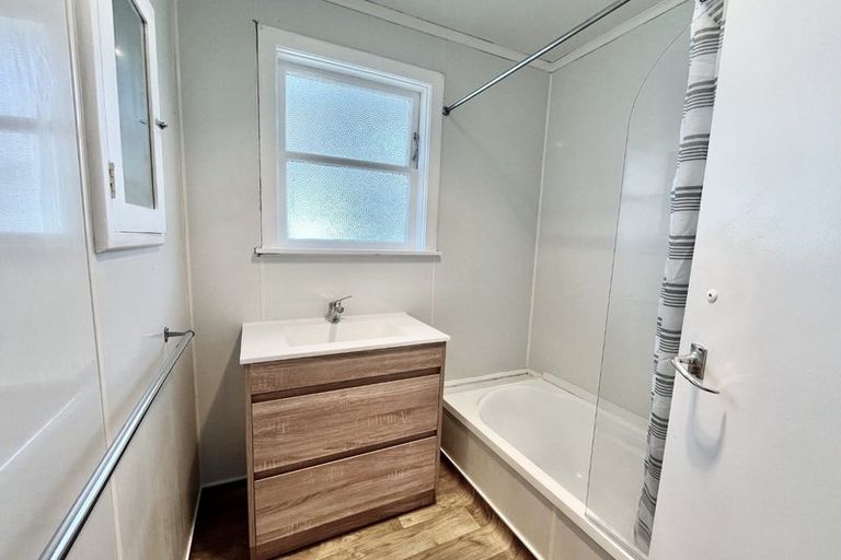 Photo of property in 84 Wainuiomata Road, Wainuiomata, Lower Hutt, 5014