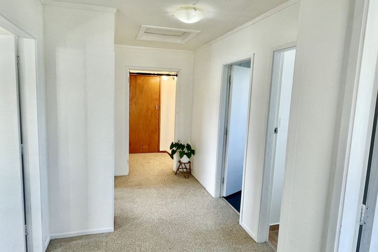 Photo of property in 94 Jamaica Drive, Grenada North, Wellington, 5028