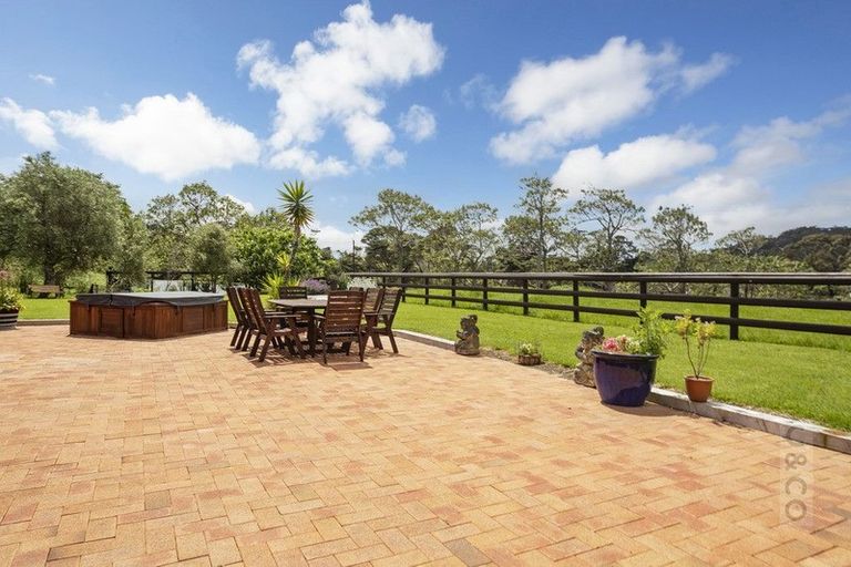 Photo of property in 16 Fletcher Road, Waimauku, 0881