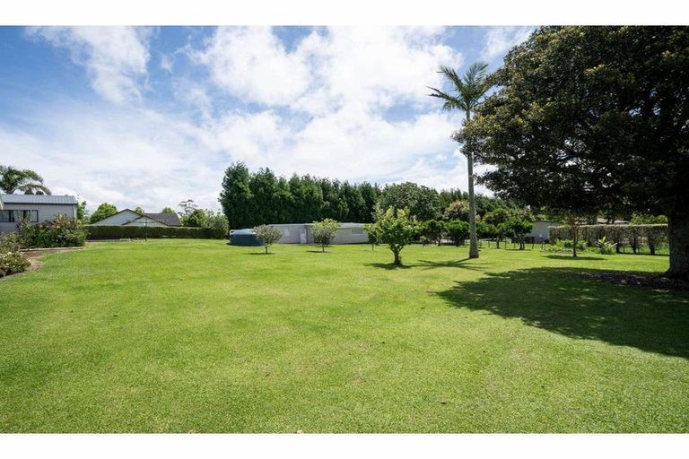 Photo of property in 38 Riddell Road, Kerikeri, 0230