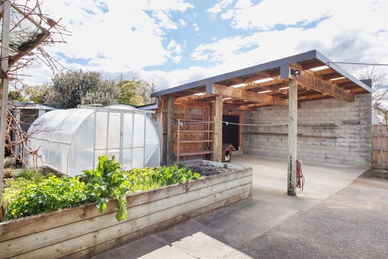 Photo of property in 10 William Street, Marton, 4710