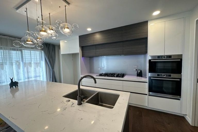 Photo of property in 4 Turutu Place, Long Bay, Auckland, 0630