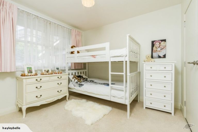 Photo of property in 1/2 Seaview Road, Milford, Auckland, 0620