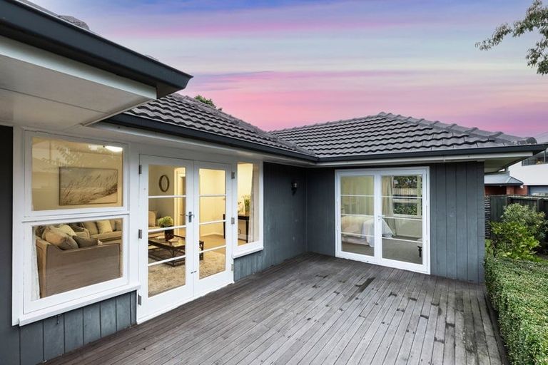 Photo of property in 11 Colina Street, Avonhead, Christchurch, 8042