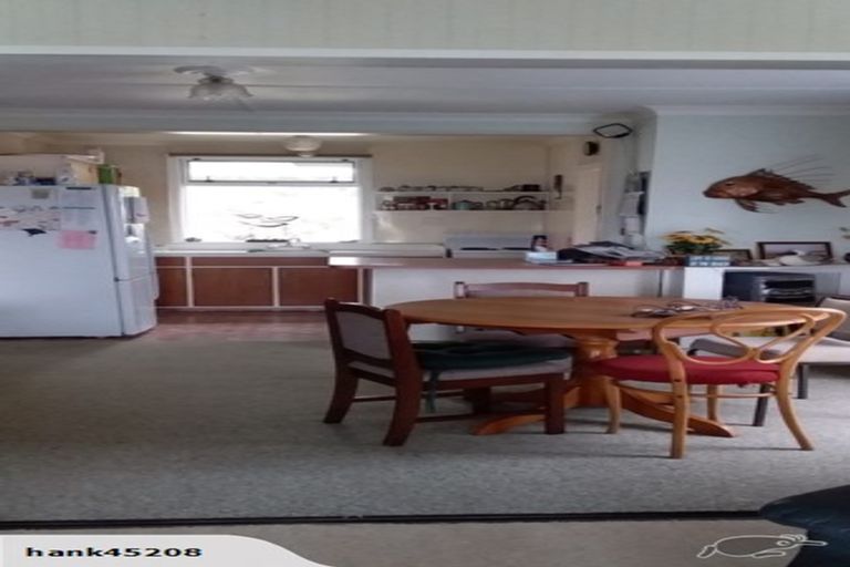 Photo of property in 66 Koputara Road, Himatangi Beach, Foxton, 4891