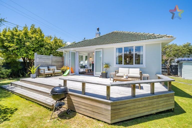 Photo of property in 72 Gordon Street, Avalon, Lower Hutt, 5011