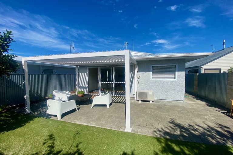 Photo of property in 3/411a Gloucester Street, Taradale, Napier, 4112