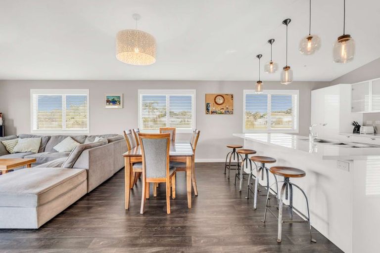 Photo of property in 18 Mariner Cove Road, Tinopai, Matakohe, 0593