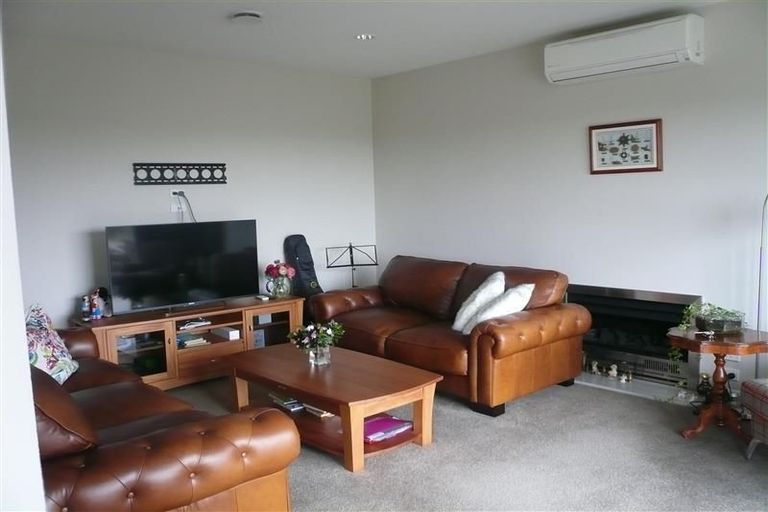 Photo of property in 123 Kennedy Road, Dairy Flat, Albany, 0792