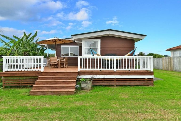 Photo of property in 5 Mary Keane Lane, Parakai, 0830