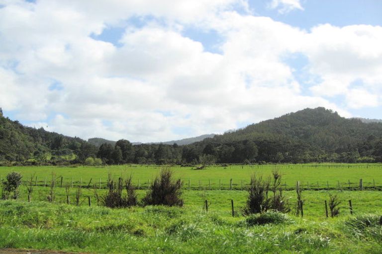 Photo of property in 1234 Huia Road, Huia, Auckland, 0604