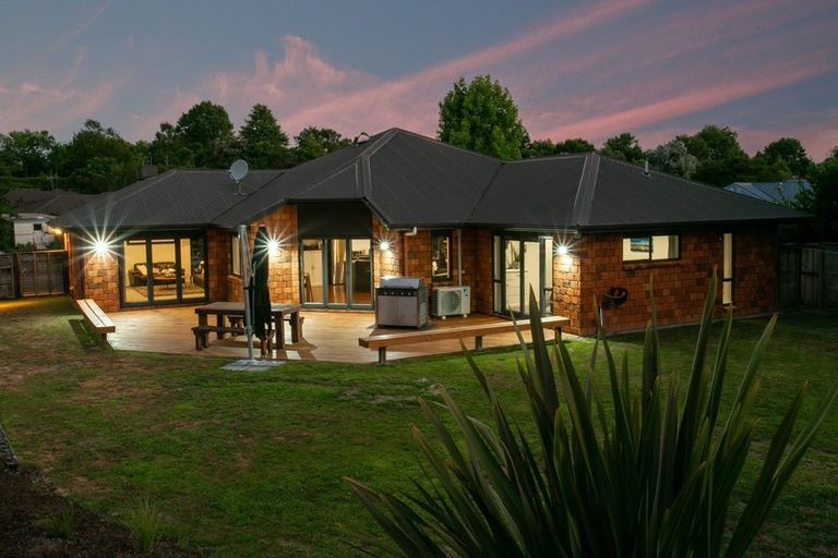 Photo of property in 17 Grace Avenue, Leamington, Cambridge, 3432