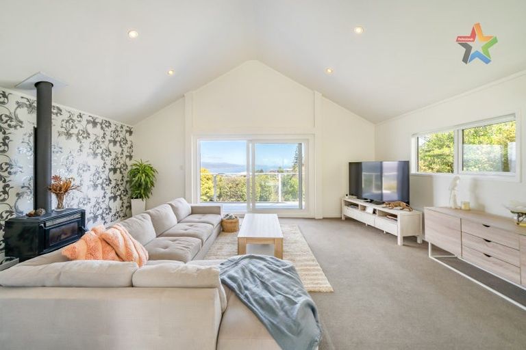 Photo of property in 13 Wilson Grove, Normandale, Lower Hutt, 5010