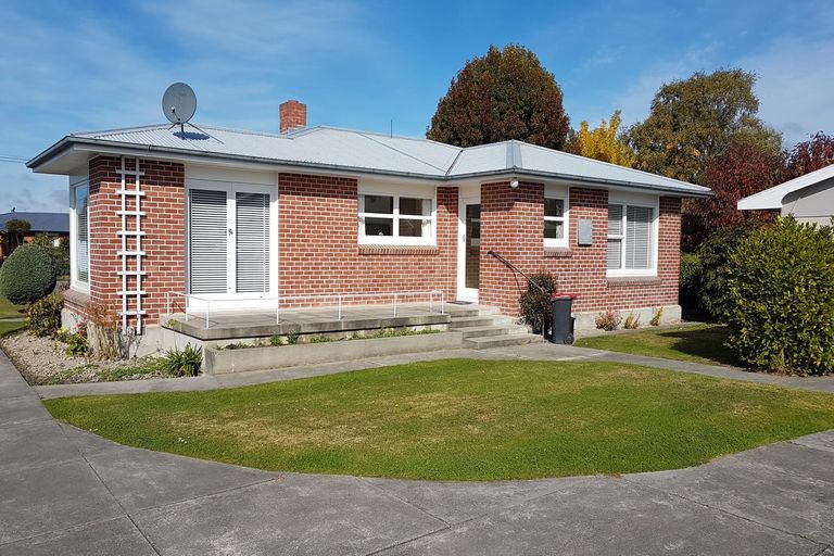 Photo of property in 86 Shearman Street, Waimate, 7924