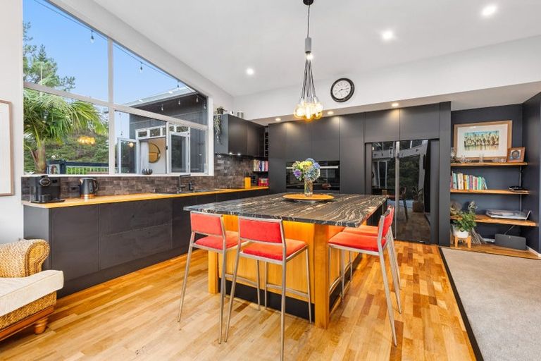 Photo of property in 84a Scott Road, Stanmore Bay, Whangaparaoa, 0932