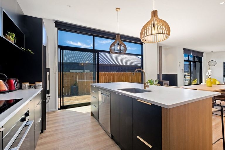 Photo of property in 4 Courthill Lane, Wanaka, 9305