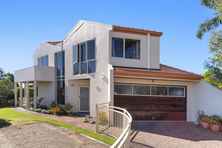 Photo of property in 8a Dysart Road, Otumoetai, Tauranga, 3110