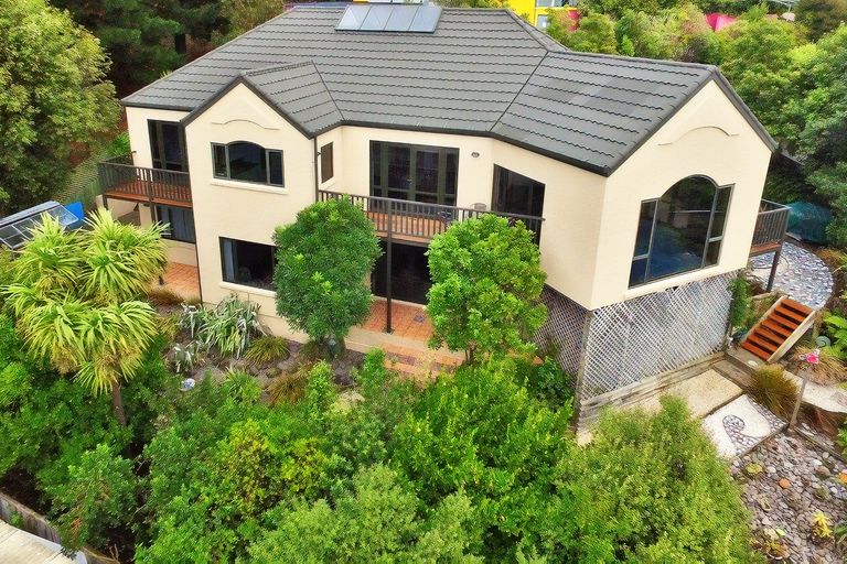 Photo of property in 33 Harry Ell Drive, Cashmere, Christchurch, 8022