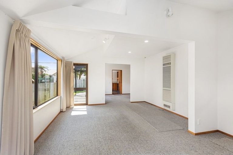 Photo of property in 5a Chamberlain Road, Karori, Wellington, 6012