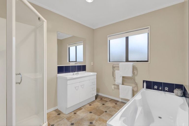 Photo of property in 26 Oaklands Drive, Cambridge, 3434