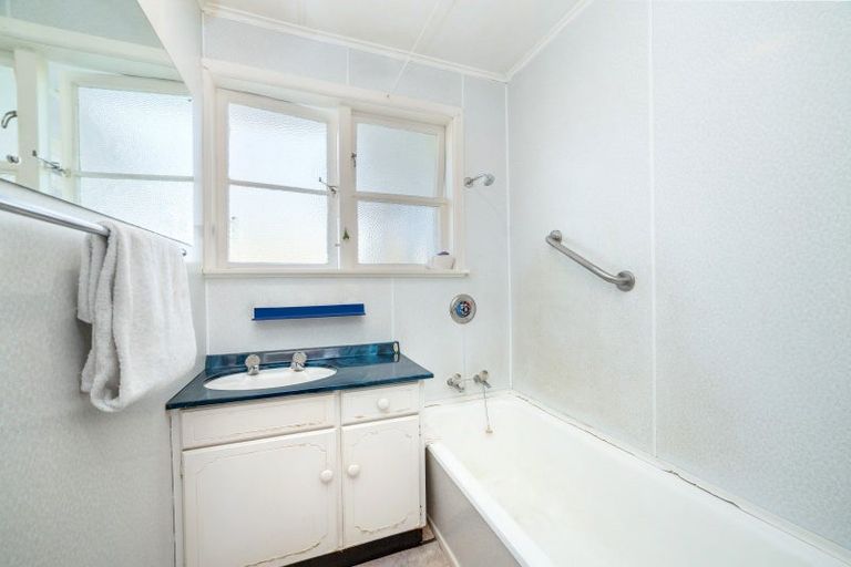 Photo of property in 74 Iorns Street, Masterton, 5810