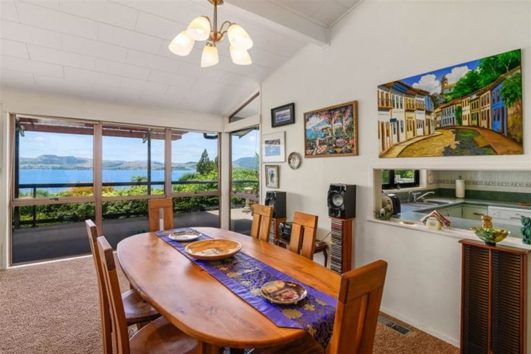 Photo of property in 21 Grand Vue Road, Kawaha Point, Rotorua, 3010