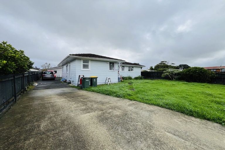 Photo of property in 26 Courtenay Crescent, Mangere East, Auckland, 2024