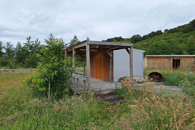 Photo of property in 695e Chester Road, West Taratahi, Carterton, 5791