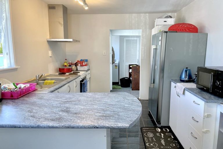 Photo of property in 192 Sievers Grove, Cannons Creek, Porirua, 5024