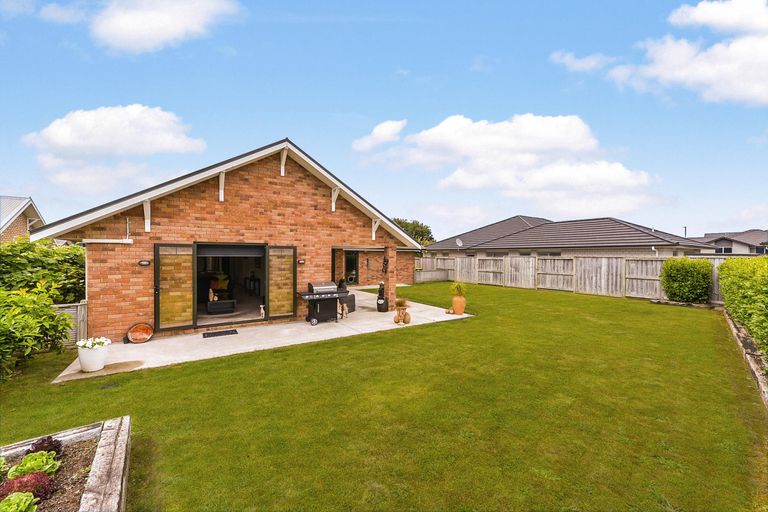 Photo of property in 87 Stirling Drive, Morrinsville, 3300