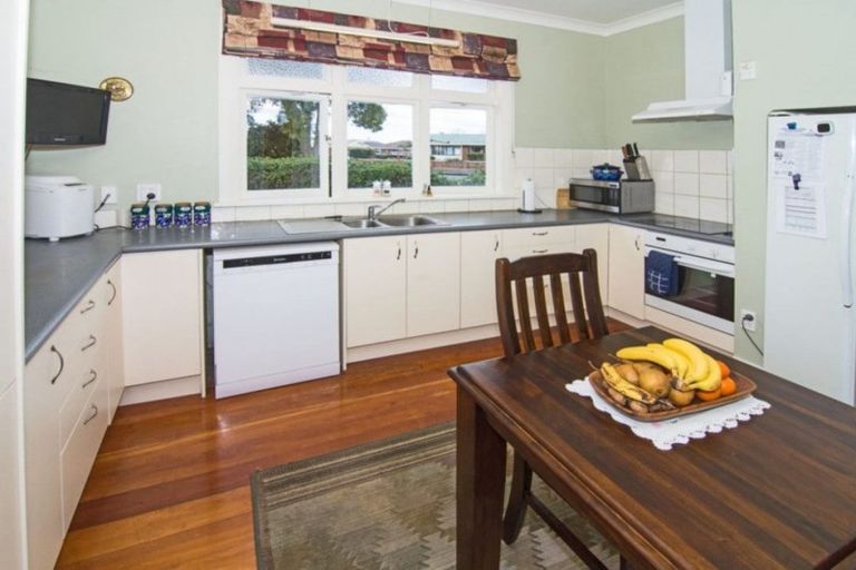 Photo of property in 24 Albert Street, Masterton, 5810