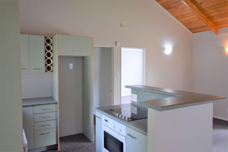 Photo of property in 106a Royal Road, Massey, Auckland, 0614