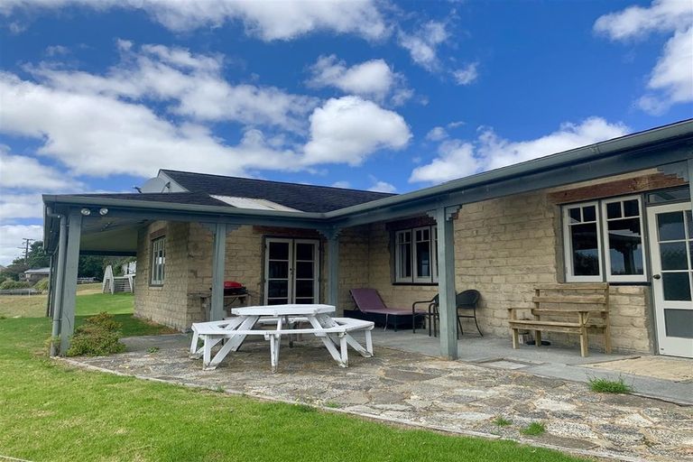 Photo of property in 225 Turkey Flat Road, Te Kopuru, 0391