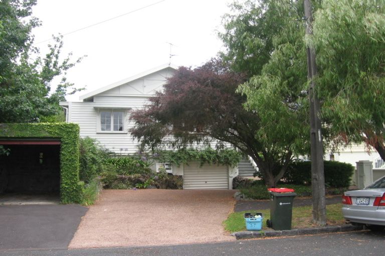Photo of property in 37 Kensington Avenue, Mount Eden, Auckland, 1024