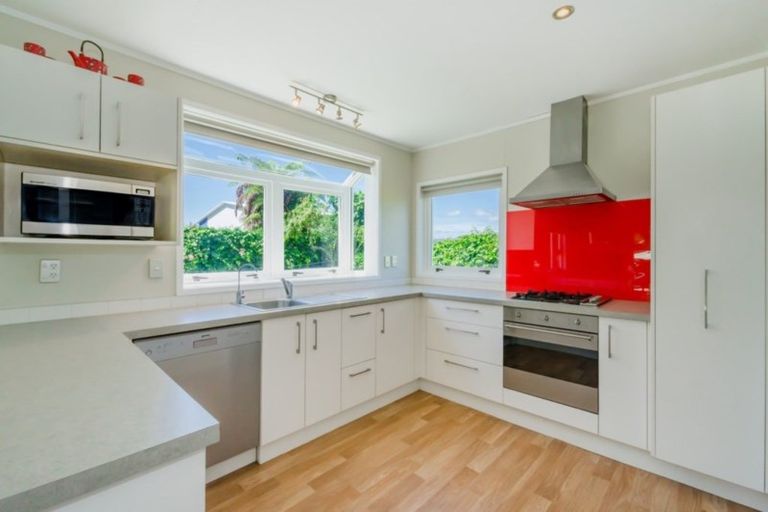 Photo of property in 49b Margaret Road, Raumati Beach, Paraparaumu, 5032