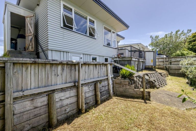Photo of property in 5 Fernleigh Street, Ferndale, New Plymouth, 4310