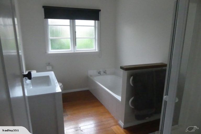 Photo of property in 105 Glandovey Road, Strowan, Christchurch, 8052