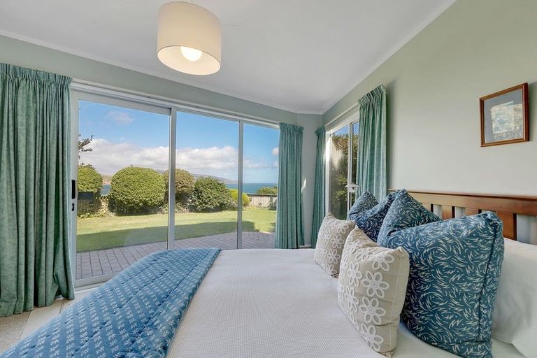 Photo of property in 3 Ogilvy Terrace, Plimmerton, Porirua, 5026