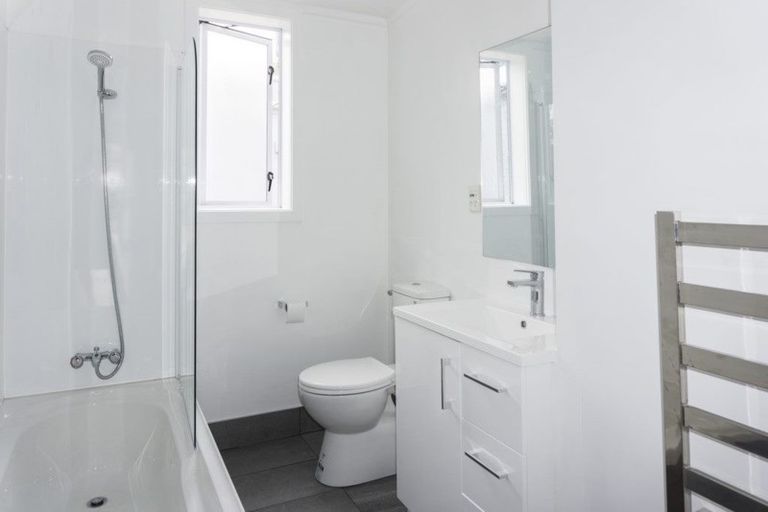 Photo of property in 27 Loyalty Street, Forbury, Dunedin, 9012