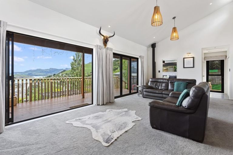 Photo of property in 17 Bridle Path, Lyttelton, 8082