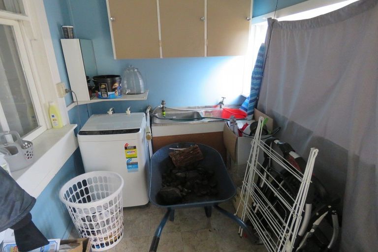 Photo of property in 108 Romilly Street, Westport, 7825